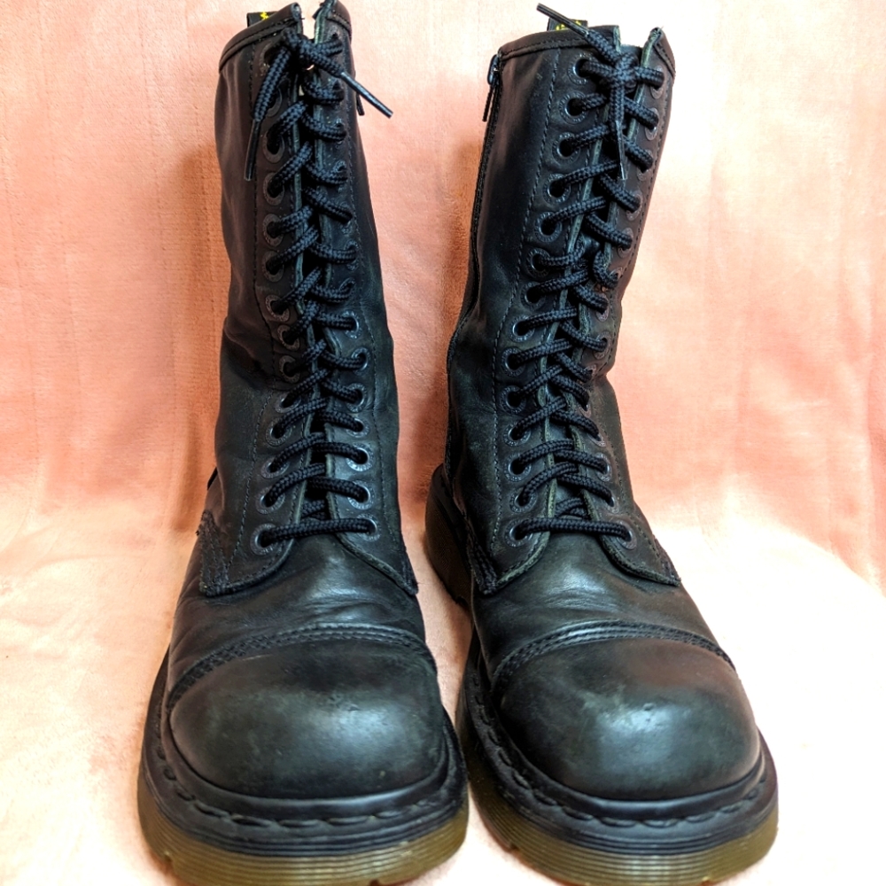 Rare Dr Martens Miranda Black 14- Eye Lace Up Leather Combat Boots Size 7